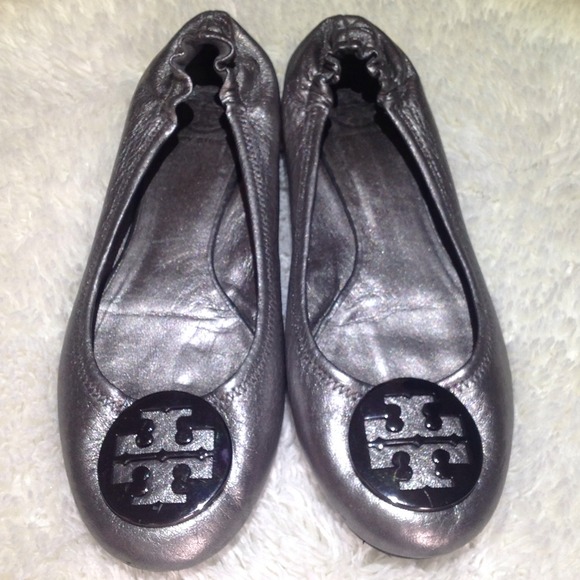 Authentic Tory Burch Reva Flats