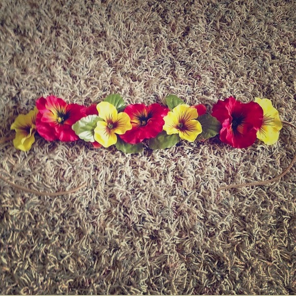 handmade flower halo w.adjustable straps