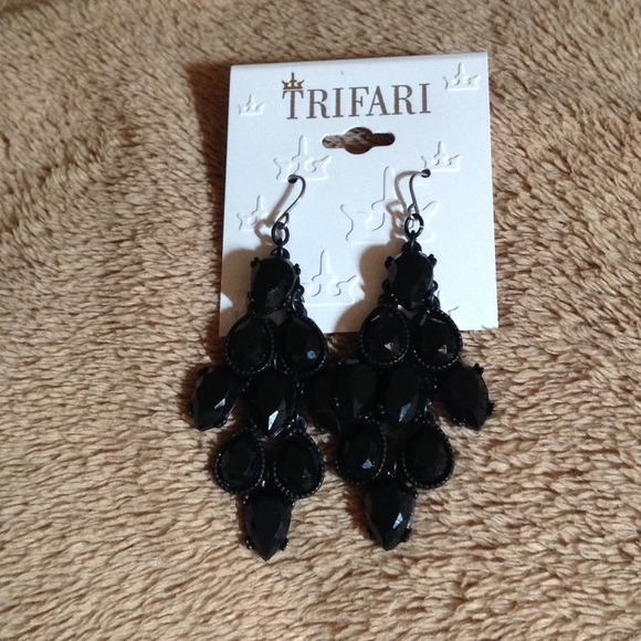 Jewelry - Earrings
