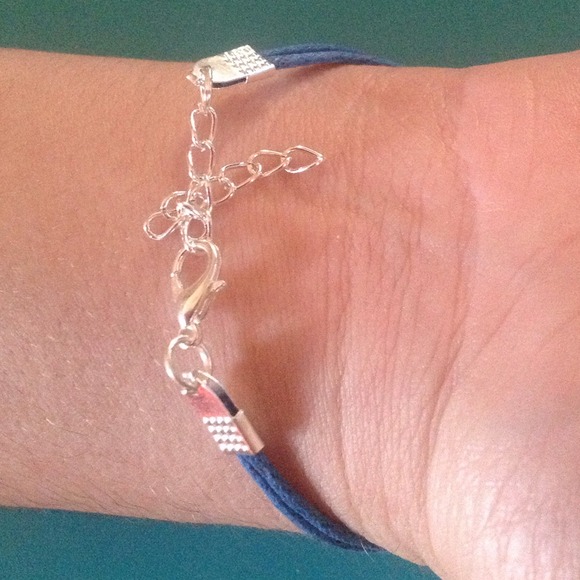 Bird bracelet❌SOLD❌ - Picture 2 of 2