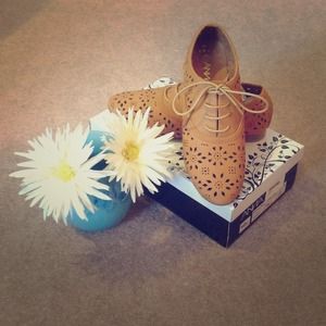 Anna Oxford Camel Oxfords