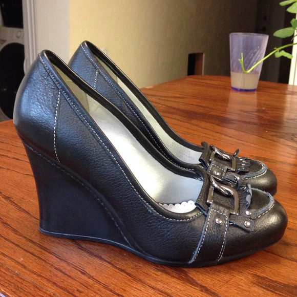 Bcbg wedge heels