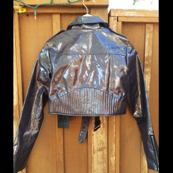 UNIF Crop Jacket - Picture 2 of 4