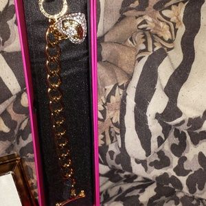 Juicy starter bracelet