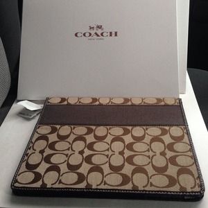 Coach iPad cover😍😍