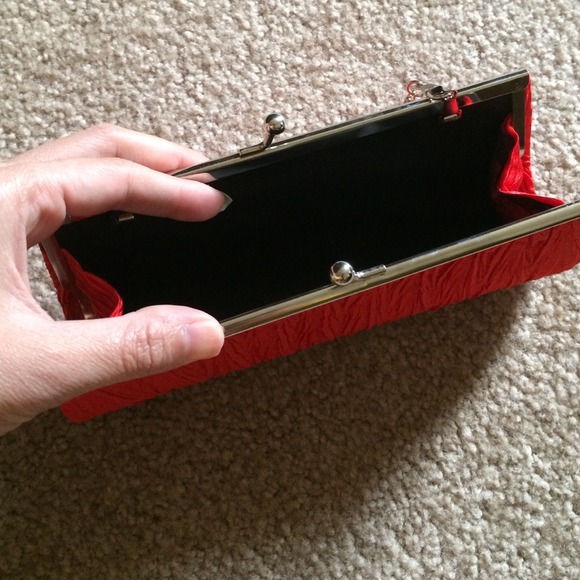 👛Clutch👛 - Picture 2 of 3