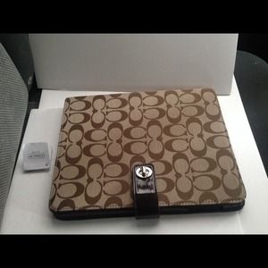 😍coach iPad cover