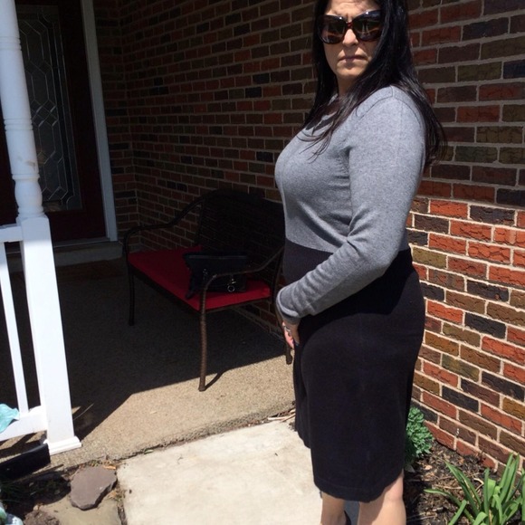 Grey & Black Sweater Dress - Picture 2 of 4