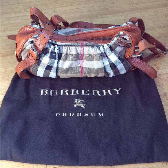 Burberry Purse - authentic