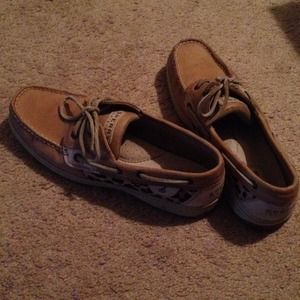 Women's leopard Sperry's