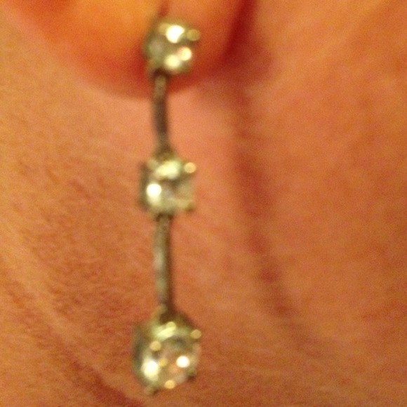 Broach and earrings - Picture 1 of 2