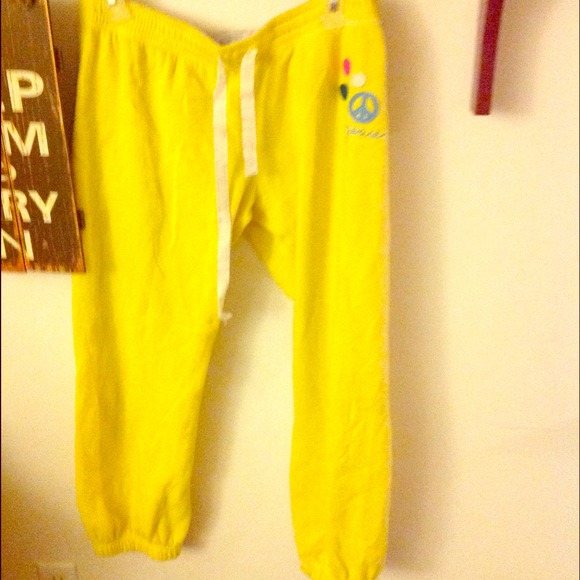 Victoria Secret Capri sweatpants