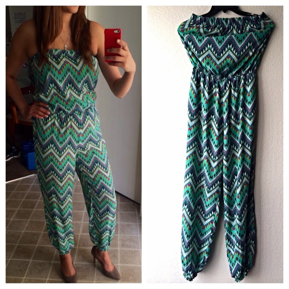 ✨2b Bebe Jumpsuit✨