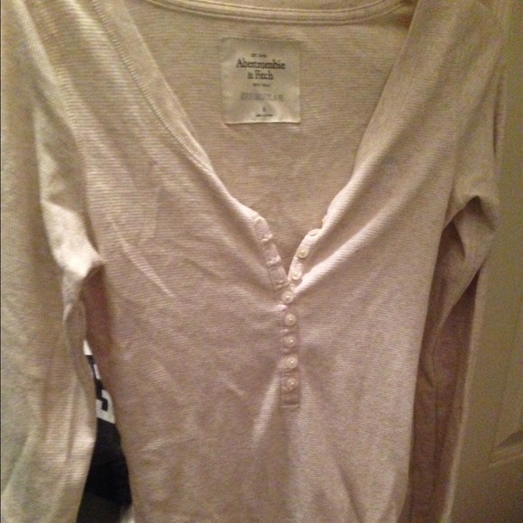 Medium Abercrombie and Fitch long sleeve shirt