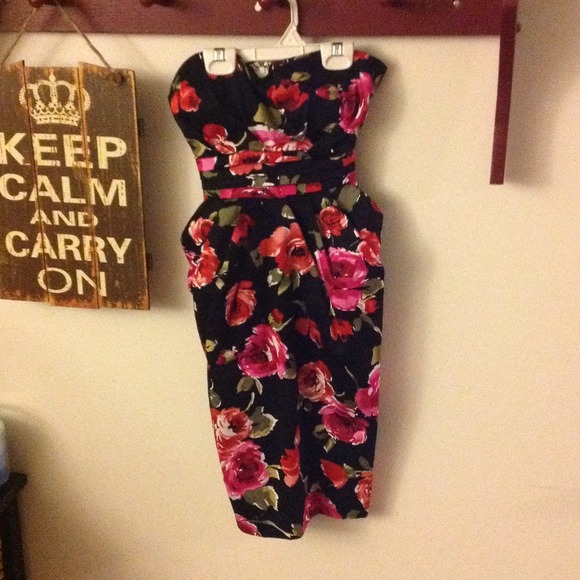 Gorgeous black and flowered dress