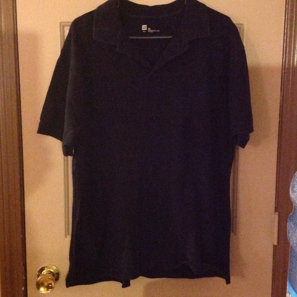 GAP shirt