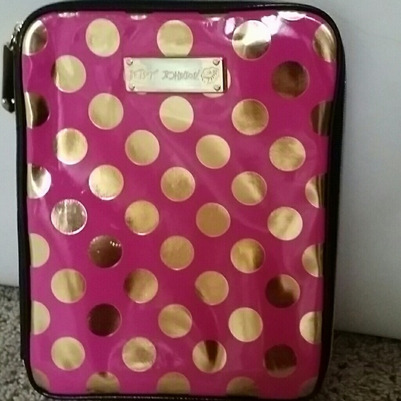 Betsey Johnson ipad case