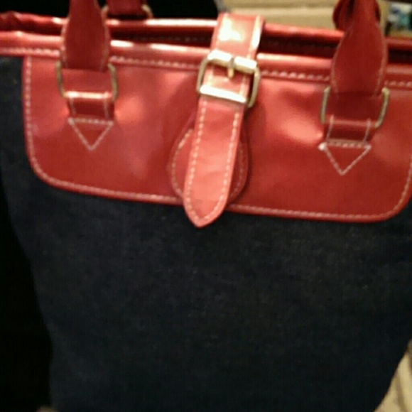 purse - Picture 2 of 3