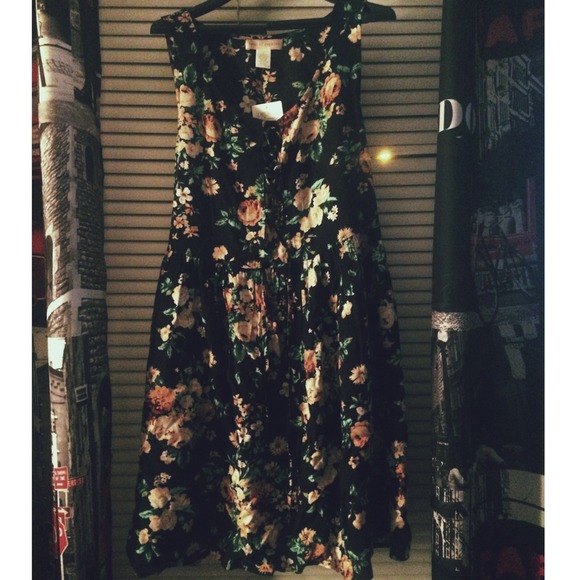 🌻🌻Floral Corset Front Dress Band of Gypsies NWT