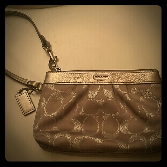 Coach wristlet