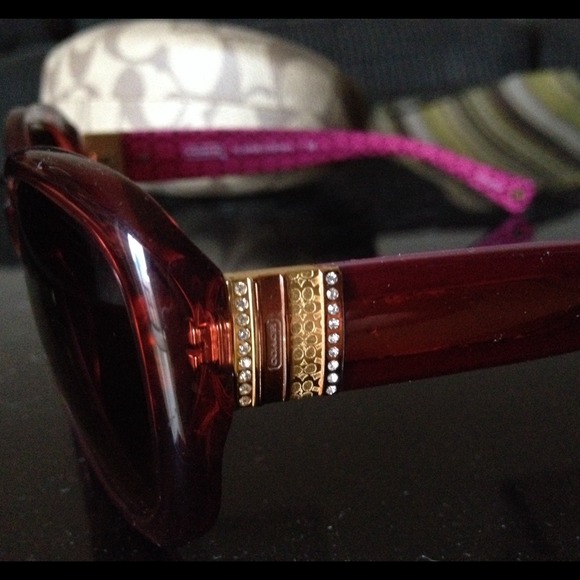 😎Coach Sunglasses😎 - Picture 2 of 3