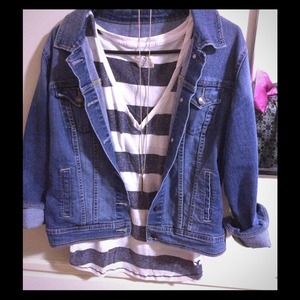American Eagle Striped T-Shirt