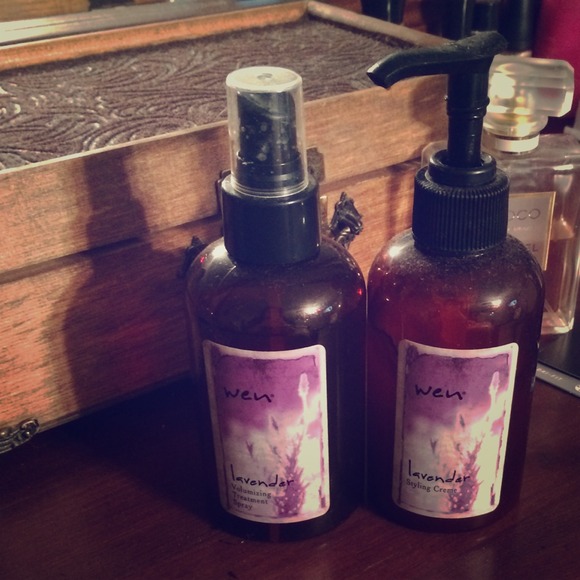 Wen volumizing treatment spray and styling cream