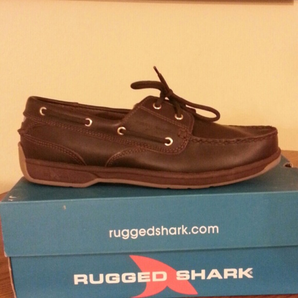 Men's brown leather boat shoes