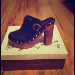 Jeffrey Campbell black leather clog (woodies) NWB