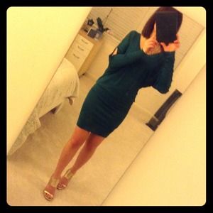 💚BCBGMaxazria Stunning Jewel Green Dress