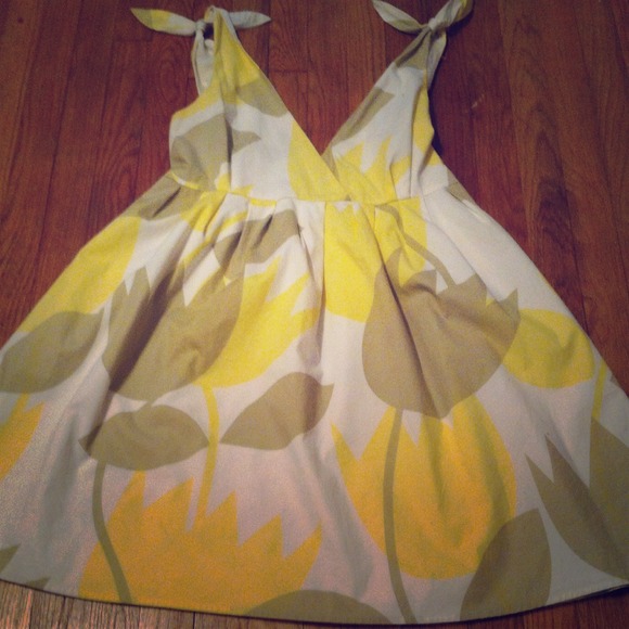 Yellow, white & khaki Dress