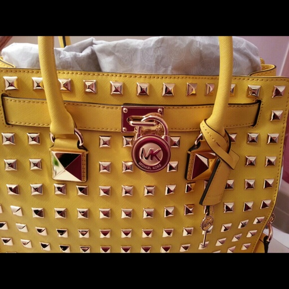 Reserved for iluvpits