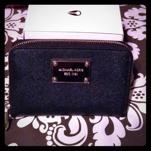 💯Authentic Michael Kors Wallet