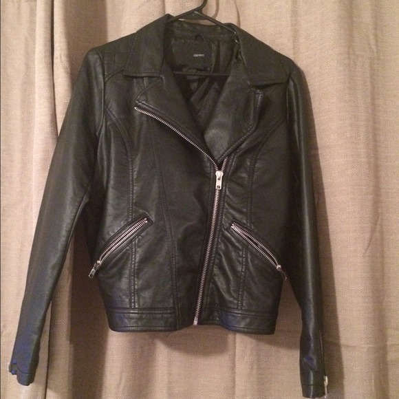 Black leather biker moto motorcycle jacket