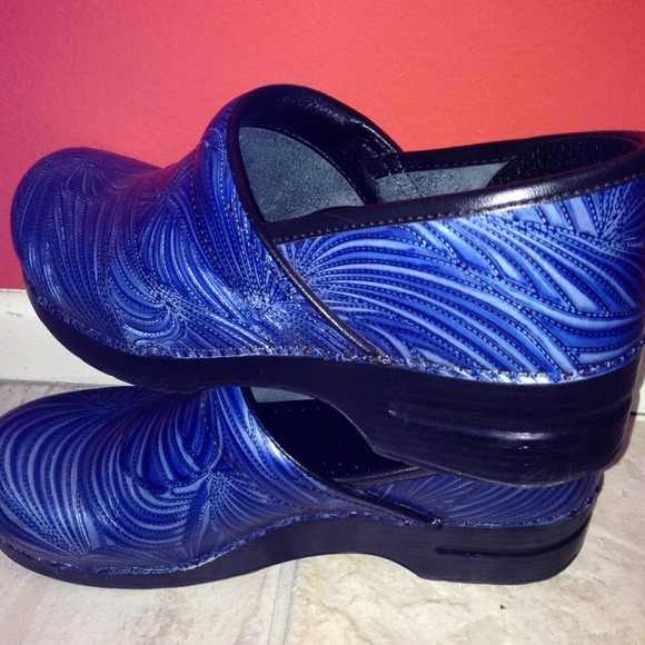 On Hold till 5/10/14 Dansko professional clogs