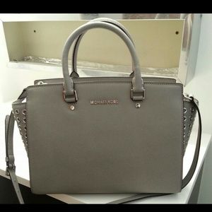 RESERVED! Michael Kors Pearl Grey Grommet Selma