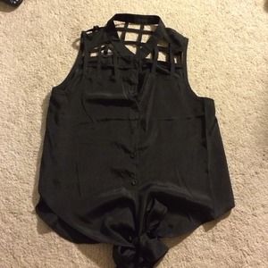 Lattice button up top with a tie-front