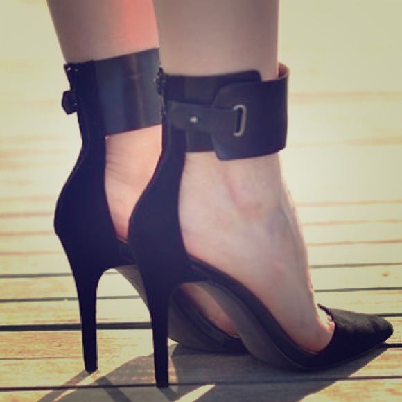 Zara pumps