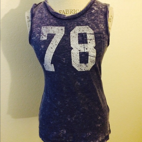 👍sold👍H&M vintage tee