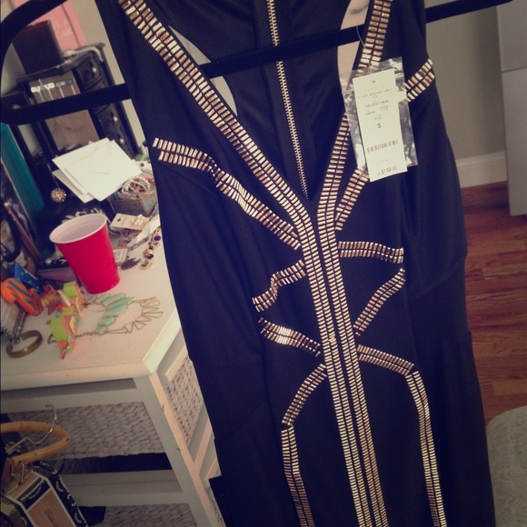 Brand new! Bebe dress! - Picture 1 of 4