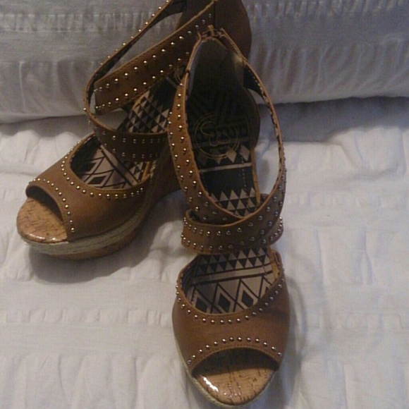 Sexy NWOT Brown Wedge