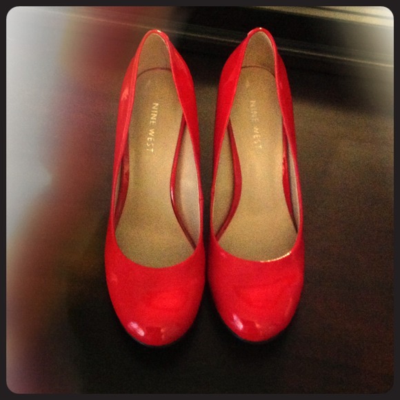 Nine West pumps