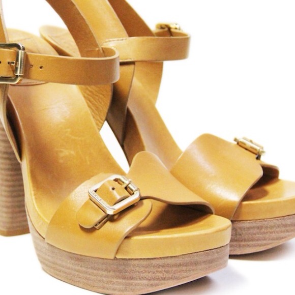 ❤️ 2X Host Pick ✅NEW  Tory Burch Stacked Heels - Picture 3 of 4