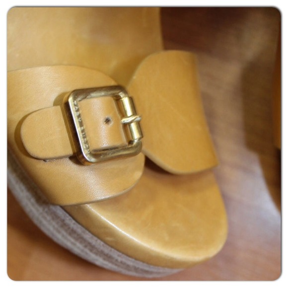 ❤️ 2X Host Pick ✅NEW  Tory Burch Stacked Heels - Picture 4 of 4