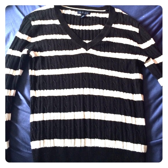 Tommy Hilfiger sweater