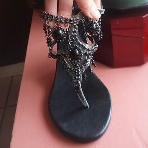 Soooo cute worn one time sandals.