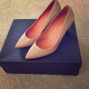 Worn once leather nude heels