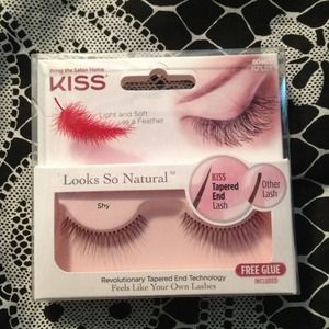 Kiss Fake Eyelashes