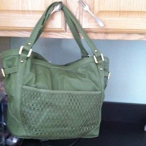 Jessica Simpson  purse