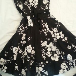 White House Black Market floral dress